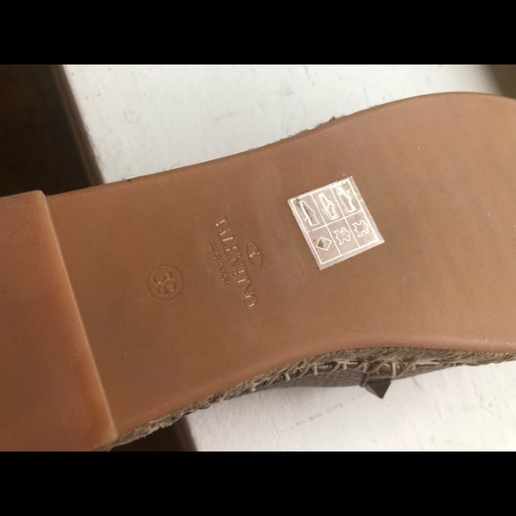 VALENTINO ROCKSTUD  ESPADRILLE
COLOR CHAMPAGNE - Picture 5 of 6